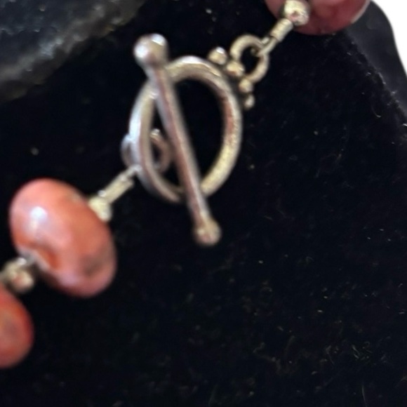 VTG Polished Faux Swirl Coral Beaded Necklace Choker Style 17” Hook Close - Picture 4 of 6